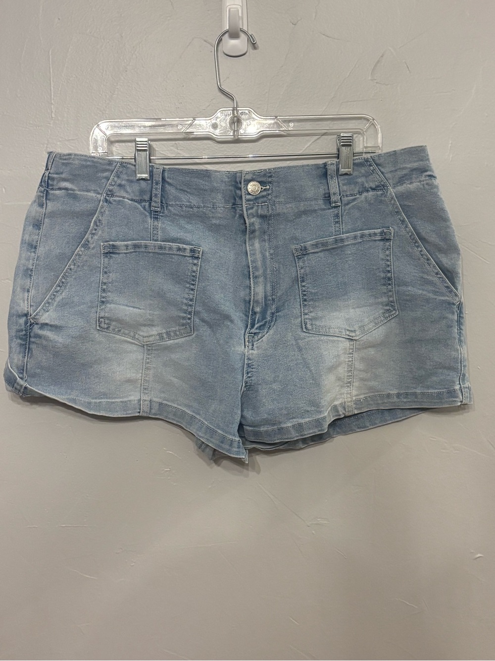 Light Blue Denim Women's Shorts - Casual Summer Front Pocket Short